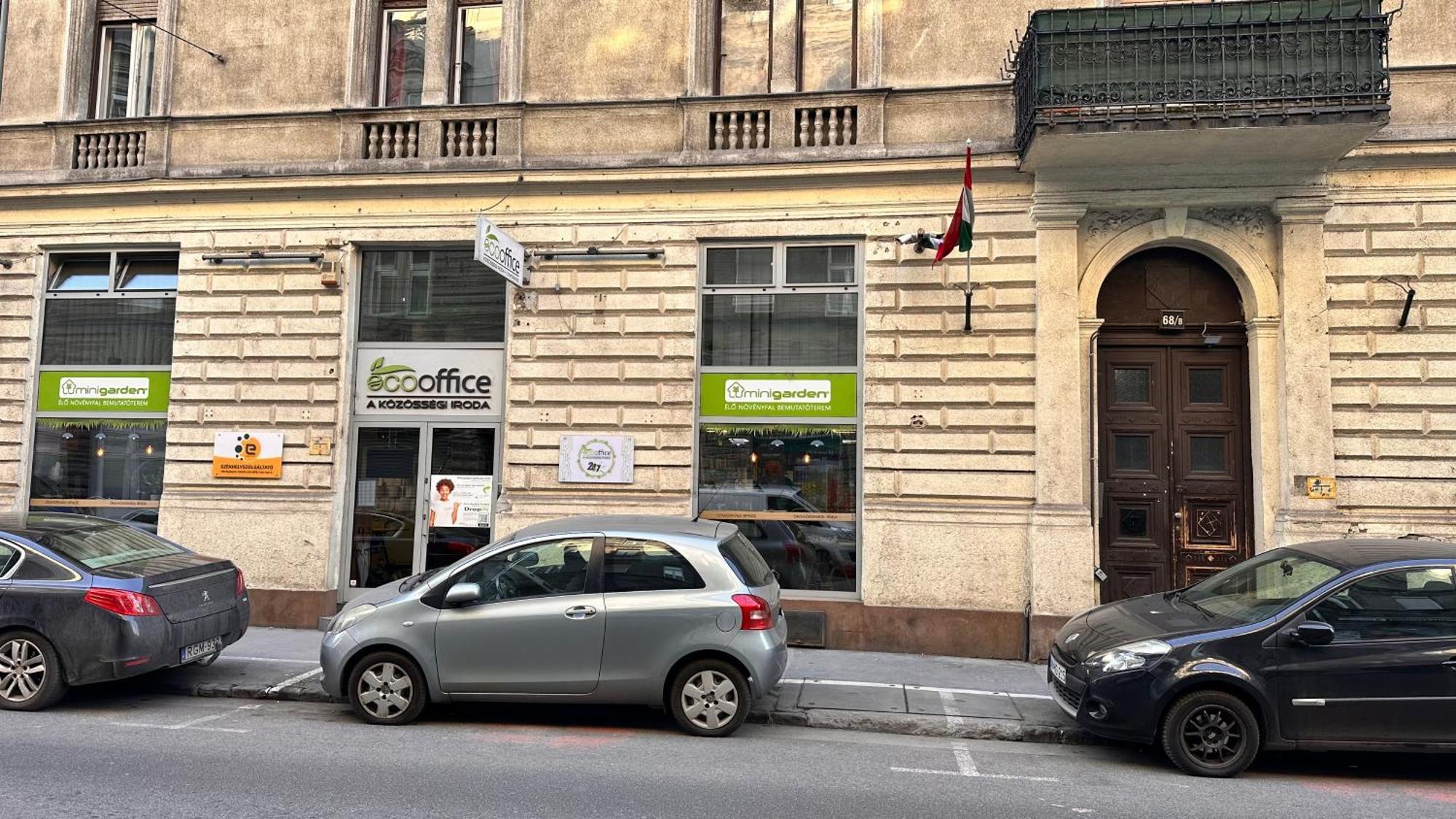 Ultra Modern Home Budapest Extérieur photo